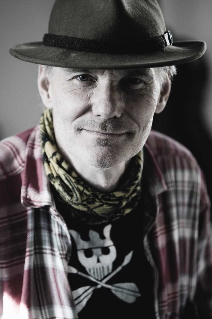 Peter Carlsson Och Blå Grodorna